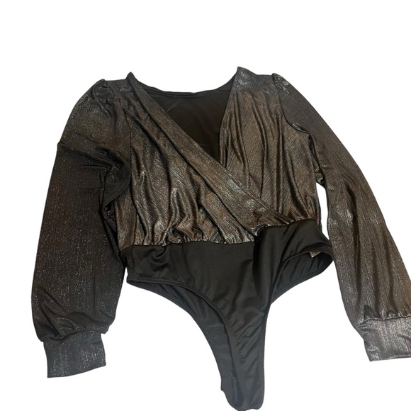 Good Luck Gem  Metallic Wrap Bodysuit with Unique Sleeve Detail – Size Medium - Picture 10 of 12